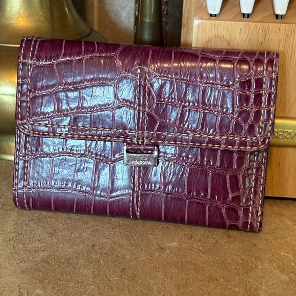 Liz Claiborne Purple Croc-Embossed Wallet - Picture 1 of 10